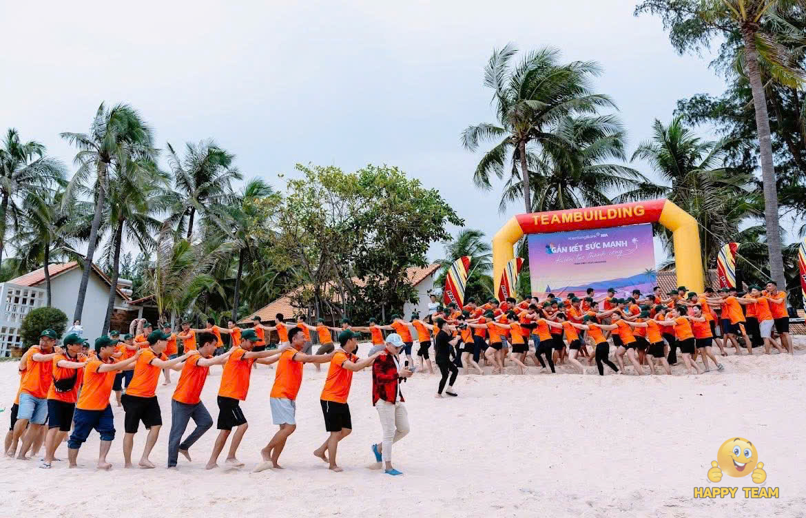 TEAMBUILDING CHỦ ĐỀ ” GẮN KẾT SỨC MẠNH”  KIENLONGBANK 08/08/2025