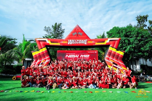 TEAMBUILDING CHO TECHOMBANK TẠI THE VISTA BEACH 04/10/2025